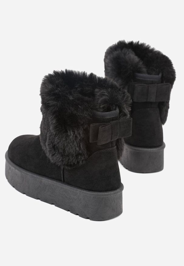 Born2be - Czarne Śniegowce za Kostkę Mocno Ocieplane z Futerkiem na Platformie Reilanna. Okazja: na co dzień, na spacer. Wysokość cholewki: za kostkę. Kolor: czarny. Materiał: futro. Obcas: na platformie. Styl: klasyczny, casual, elegancki