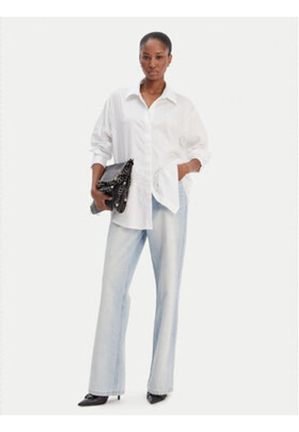 Guess Koszula W6RH57 WAF10 Biały Oversize. Kolor: biały. Materiał: bawełna