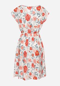 Born2be - Czerwona Kwiatowa Sukienka z Bawełną o Rozkloszowanym Kroju Mavelione. Okazja: na co dzień. Kolor: czerwony. Materiał: bawełna. Wzór: kwiaty. Typ sukienki: rozkloszowane. Styl: casual, klasyczny #4