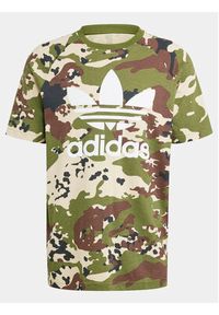 Adidas - adidas T-Shirt Camo IS0215 Zielony Regular Fit. Kolor: zielony. Materiał: bawełna #3