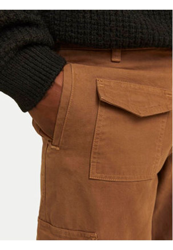 Jack & Jones - Jack&Jones Spodnie materiałowe Bill 12258307 Brązowy Relaxed Fit. Kolor: brązowy. Materiał: bawełna