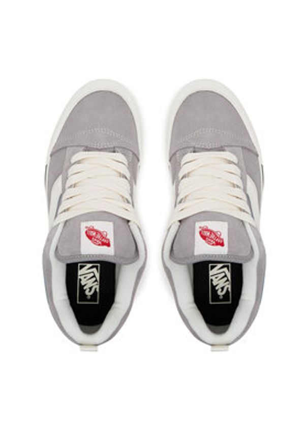 Vans Tenisówki Knu Skool VN000CS0KAQ1 Szary. Kolor: szary. Materiał: skóra, zamsz