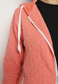 Born2be - Różowa Rozpinana Bluza z Dodatkiem Bawełny Ozdobiona Troczkami Arsolina. Kolor: różowy. Materiał: bawełna. Wzór: aplikacja