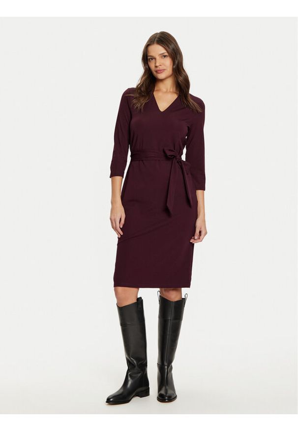 Tatuum Sukienka codzienna Cole T2422.201B Bordowy Regular Fit. Okazja: na co dzień. Kolor: czerwony. Materiał: syntetyk, wiskoza. Typ sukienki: proste. Styl: casual