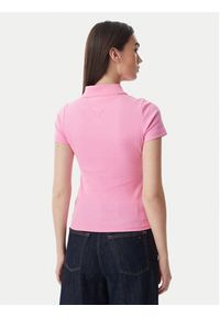 Tommy Jeans Polo DW0DW22327 Różowy jasny Slim Fit. Typ kołnierza: polo. Kolor: różowy. Materiał: bawełna #4