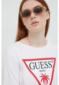 Guess t-shirt bawełniany kolor biały. Kolor: biały. Materiał: bawełna. Długość rękawa: krótki rękaw. Długość: krótkie. Wzór: nadruk #3