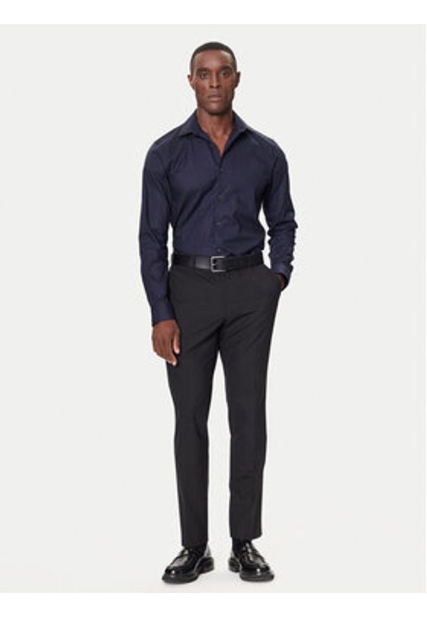 Calvin Klein Koszula LV019EU006 Granatowy Slim Fit. Kolor: niebieski. Materiał: bawełna