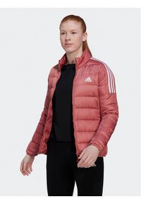 Adidas - adidas Kurtka puchowa Essentails Down HK4663 Czerwony Slim Fit. Kolor: czerwony. Materiał: syntetyk #1