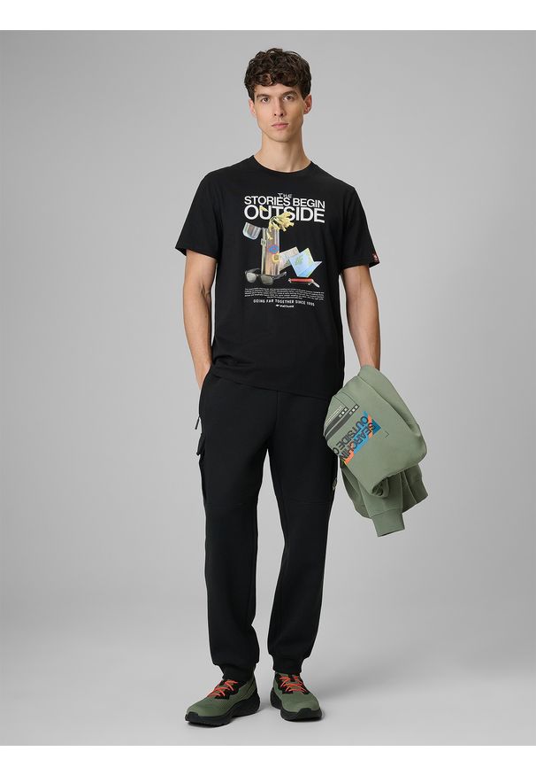 4f - 4F T-shirt regular z nadrukiem męski - czarny L. Okazja: na co dzień. Kolor: czarny. Materiał: dzianina, bawełna, materiał. Wzór: nadruk. Styl: casual, klasyczny