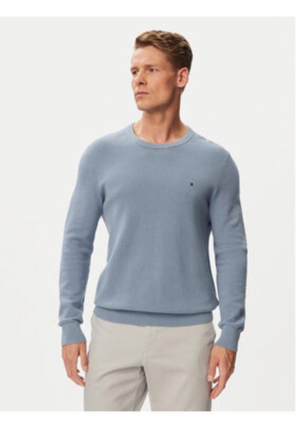 TOMMY HILFIGER - Tommy Hilfiger Sweter Essential MW0MW36347 Błękitny Regular Fit. Kolor: niebieski. Materiał: bawełna