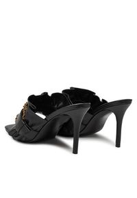 Versace Jeans Couture Klapki 78VA3S70 Czarny. Kolor: czarny. Materiał: skóra
