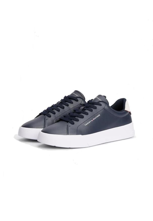 TOMMY HILFIGER - Tenisówki Tommy Hilfiger Model Fm0fm05367 Kolor Niebieski. Kolor: niebieski. Materiał: skóra, tkanina
