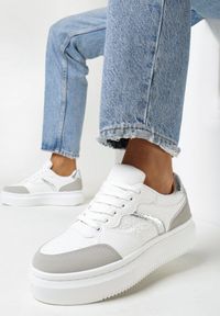 Born2be - Białe Sznurowane Sneakersy na Płaskiej Grubej Podeszwie z Metalicznymi Wstawkami Neradel. Kolor: biały. Materiał: materiał. Obcas: na płaskiej podeszwie #1
