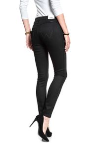 Wrangler - WRANGLER CORYNN PERFECT BLACK W25FCK81H. Wzór: jednolity, aplikacja #10