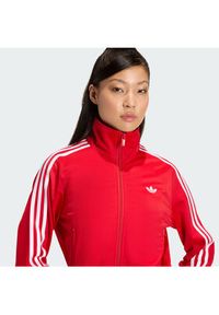 Adidas - adidas Bluza Firebird Classic KQ6529 Czerwony Regular Fit. Kolor: czerwony. Materiał: syntetyk #3