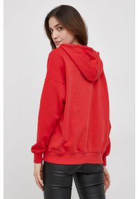 only - Only Bluza damska kolor czerwony z kapturem z aplikacją. Typ kołnierza: kaptur. Kolor: czerwony. Materiał: bawełna. Wzór: aplikacja #4