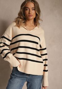 Renee - Czarno-Beżowy Sweter w Paski z Dekoltem w Serek z Kołnierzykiem Ralinavia. Okazja: na co dzień. Typ kołnierza: dekolt w serek. Kolor: czarny. Materiał: jeans. Długość rękawa: długi rękaw. Długość: długie. Wzór: paski. Styl: casual, klasyczny