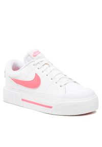Buty Nike Wmns Nike Court Legacy Lift DM7590 102 White/Sea Coral/Summit White. Kolor: biały. Materiał: skóra. Model: Nike Court #1