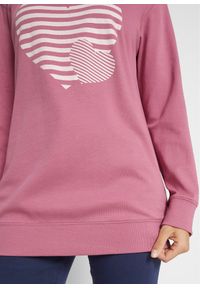 bonprix - Shirt bawełniany z długim rękawem i nadrukiem. Kolor: fioletowy. Materiał: bawełna. Długość rękawa: długi rękaw. Długość: długie. Wzór: nadruk #3