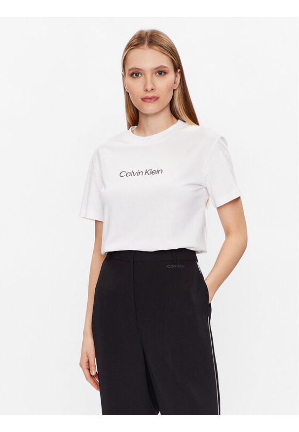 Calvin Klein T-Shirt Hero Logo K20K205448 Biały Regular Fit. Kolor: biały. Materiał: bawełna