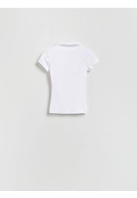 Reserved - T-shirt slim fit z wiskozą - złamana biel. Materiał: wiskoza