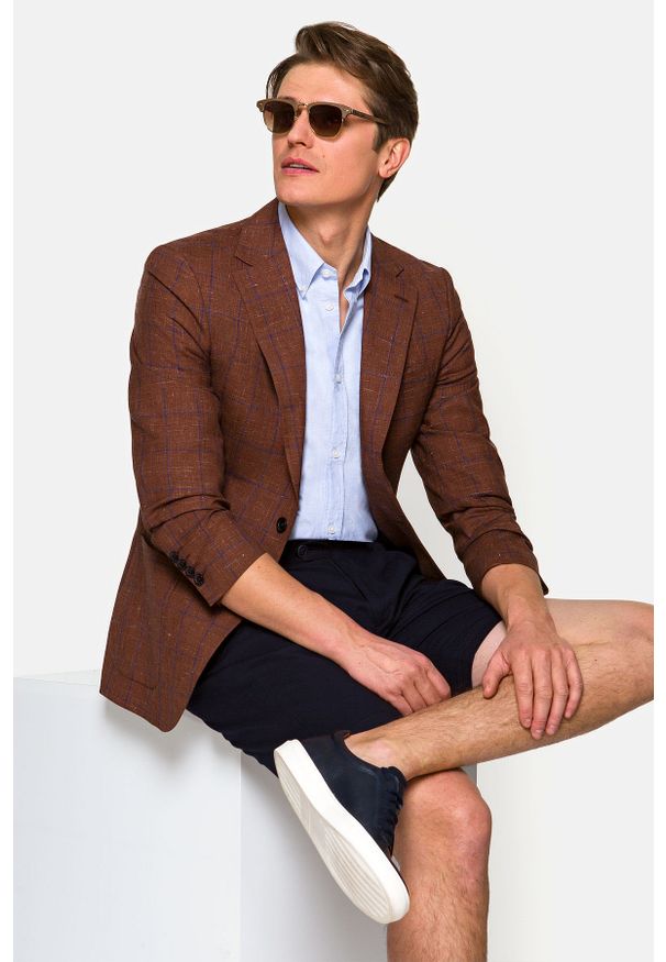 Lancerto - Marynarka Ceglasta w Kratę Medina. Typ kołnierza: golf. Kolor: czerwony. Materiał: jeans, wiskoza, len, wełna, tkanina, poliester. Wzór: melanż, ze splotem, kolorowy. Sezon: lato, wiosna