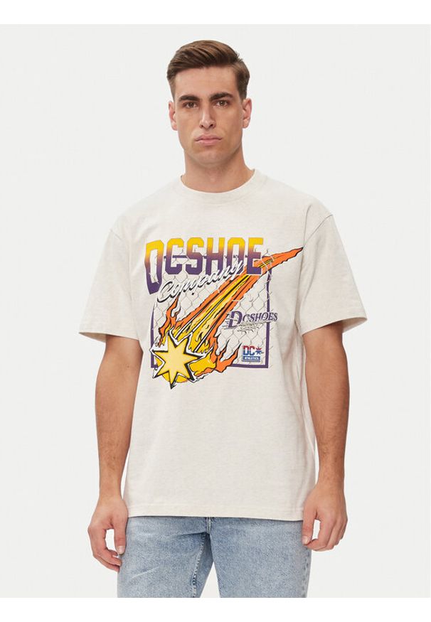 DC Shoes T-Shirt Showtime Starz Hss ADYZT05344 Biały Regular Fit. Kolor: biały. Materiał: bawełna