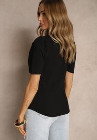 Renee - Czarny T-shirt z Prążkowanej Tkaniny z Zakładkami przy Rękawach Kolaniella. Kolor: czarny. Materiał: tkanina, prążkowany. Styl: elegancki