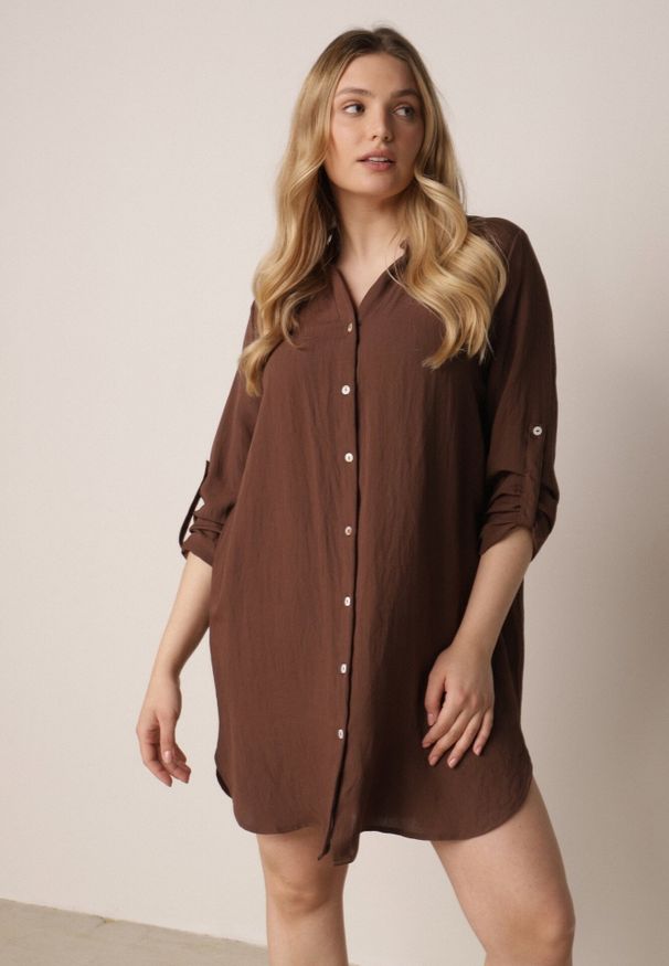 Born2be - Brązowa Sukienka Oversize z Bawełny o Prostym Kroju Koszulowym Elanistra. Okazja: na co dzień. Kolor: brązowy. Materiał: bawełna. Typ sukienki: proste, koszulowe, oversize. Styl: elegancki, casual