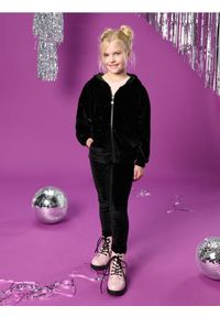 Sinsay - Bluza z kapturem - czarny. Typ kołnierza: kaptur. Kolor: czarny #1