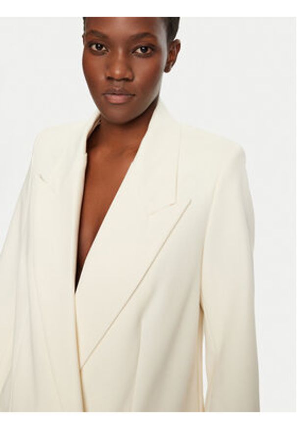 IVY & OAK - IVY OAK Marynarka Jil IO1100X9048 Écru Regular Fit. Kolor: kremowy. Materiał: syntetyk