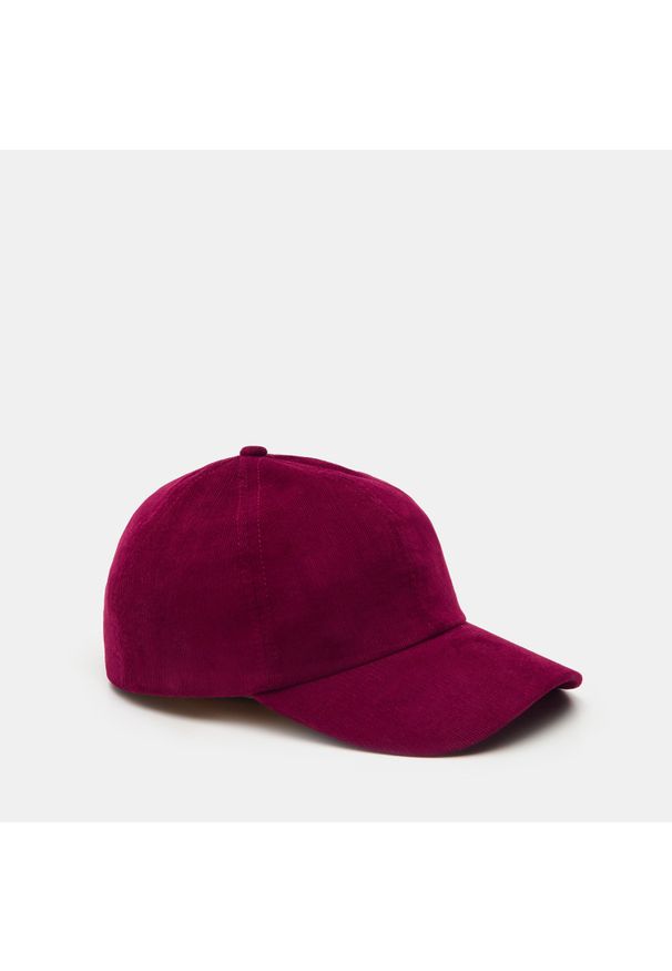 Sinsay - Sztruksowa czapka z daszkiem - Bordowy. Kolor: czerwony. Materiał: sztruks