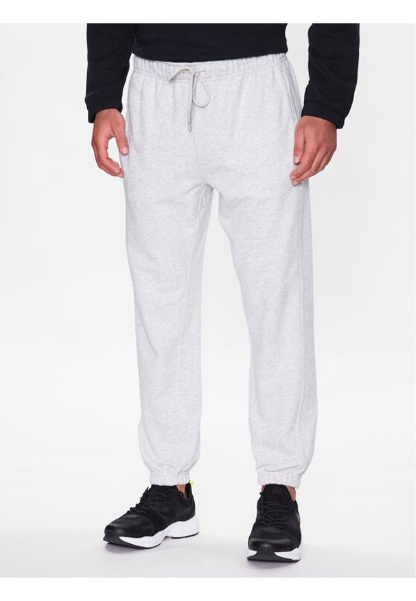 Spodnie dresowe Calvin Klein Performance. Kolor: szary. Materiał: dresówka