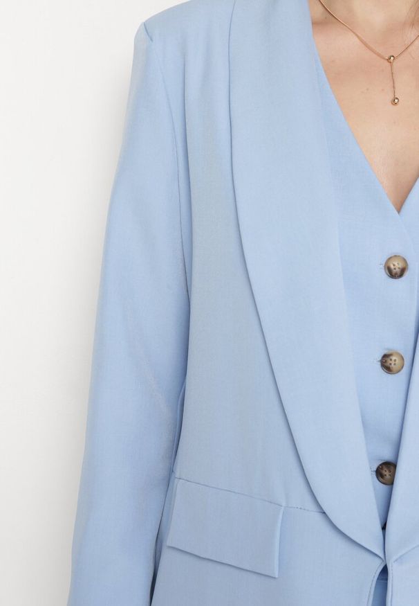 Born2be - Niebieska Niezapinana Marynarka z Klapami Imitującymi Kieszonki Asandra. Okazja: do pracy, na imprezę. Kolor: niebieski. Styl: elegancki