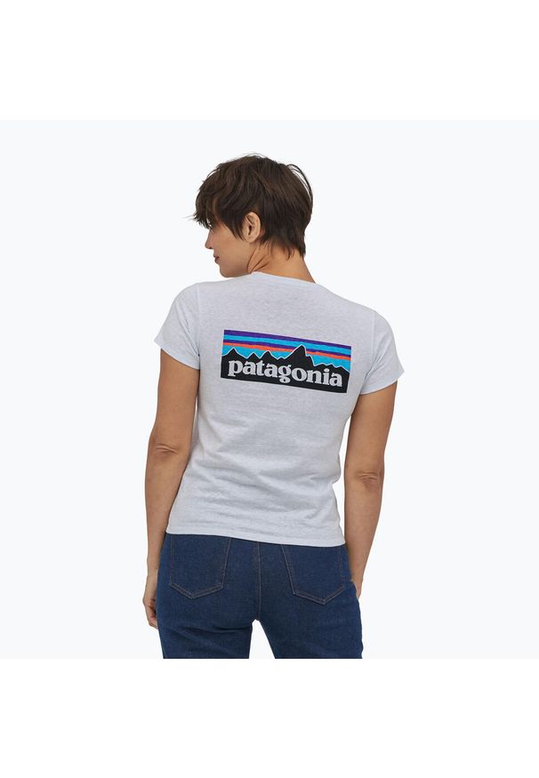 Koszulka trekkingowa damska Patagonia P-6 Logo Responsibili-Tee. Kolor: biały