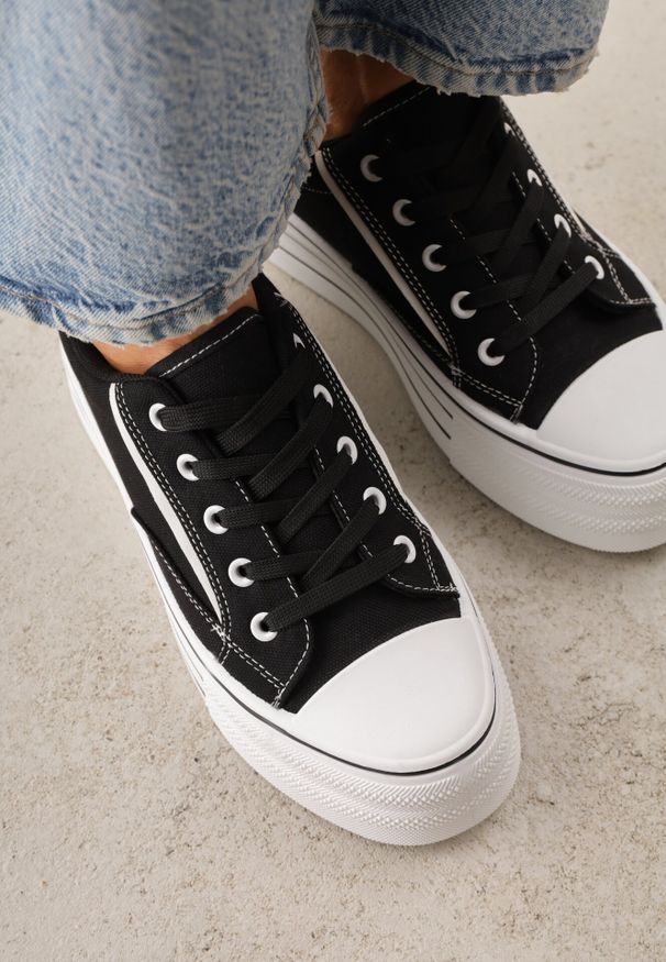 Born2be - Czarne Klasyczne Trampki na Grubej Podeszwie Araenes. Kolor: czarny. Materiał: jeans. Szerokość cholewki: normalna. Wzór: gładki. Styl: klasyczny
