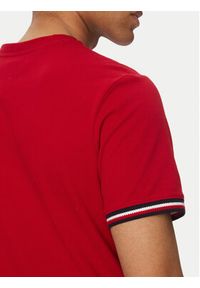 TOMMY HILFIGER - Tommy Hilfiger T-Shirt Global Stripe MW0MW38630 Czerwony Regular Fit. Kolor: czerwony. Materiał: bawełna #5