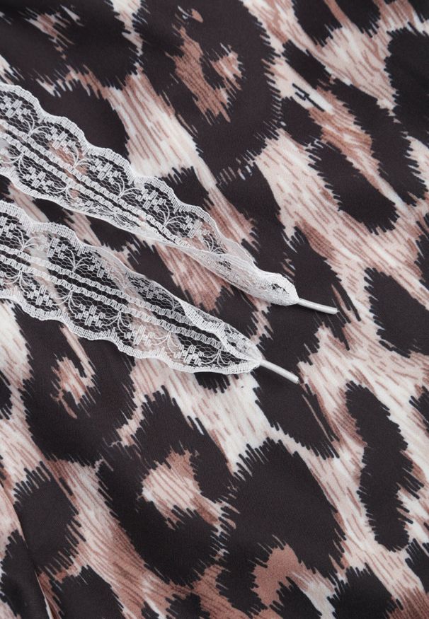 Born2be - Panterkowe Spodnie z Szerokimi Nogawkami i Wiązaniem w Talii z Koronką Aloe. Okazja: do pracy, na co dzień, na spotkanie biznesowe, na spacer. Kolekcja: plus size. Materiał: koronka. Długość: długie. Wzór: koronka. Styl: biznesowy, casual