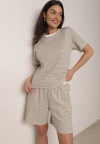 Born2be - Kremowo-Czarny Klasyczny T-shirt z Bawełny o Prostym Kroju Phemeni. Okazja: na co dzień. Kolor: czarny. Materiał: bawełna. Styl: klasyczny #8