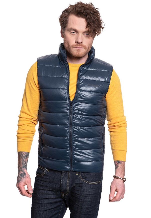 Wrangler - WRANGLER PUFFER VEST NAVY W4A3XT114. Materiał: puch