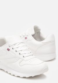 Renee - Białe Sneakersy przed Kostkę z Ekoskóry Eletora. Okazja: na co dzień. Wysokość cholewki: przed kostkę. Kolor: biały #2