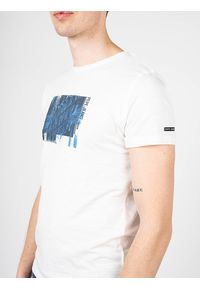 Pepe Jeans T-shirt "Sherlock" | PM508375 | Sherlock | Mężczyzna | Biały. Kolor: biały. Materiał: bawełna. Wzór: nadruk, aplikacja #2