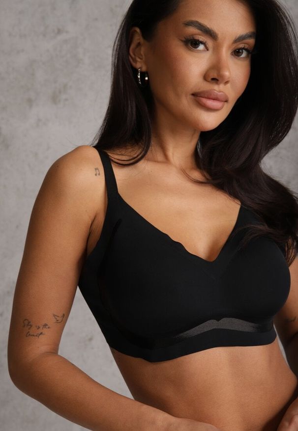 Renee - Czarny Biustonosz Ozdobiona Przezroczystymi Wstawkami z Usztywnieniem Seanael. Kolor: czarny. Materiał: dresówka. Rodzaj stanika: przezroczysty. Wzór: aplikacja