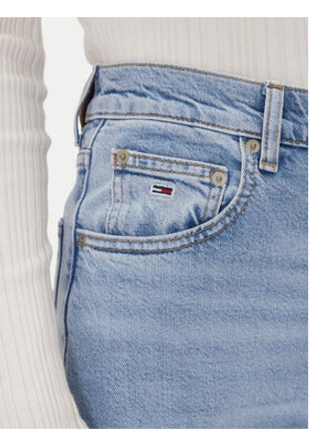 Tommy Jeans Jeansy Mom Jean Uh Tpr Bi0112 Co DW0DW20041 Niebieski Regular Fit. Kolor: niebieski