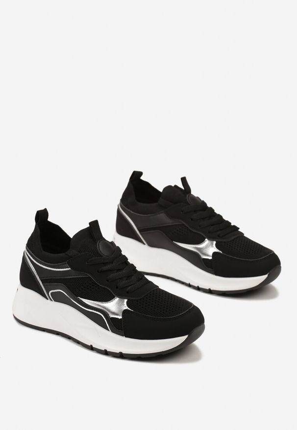 Born2be - Czarne Sneakersy na Grubej Podeszwie z Metalicznymi Wstawkami i Sznurowaniem Aelria. Okazja: na co dzień. Kolor: czarny. Obcas: na obcasie. Wysokość obcasa: niski