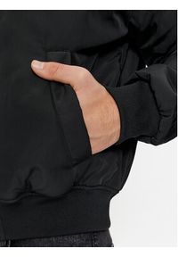 Calvin Klein Jeans Kurtka bomber Bomber Jacket J30J324657 Czarny Regular Fit. Kolor: czarny. Materiał: syntetyk #2