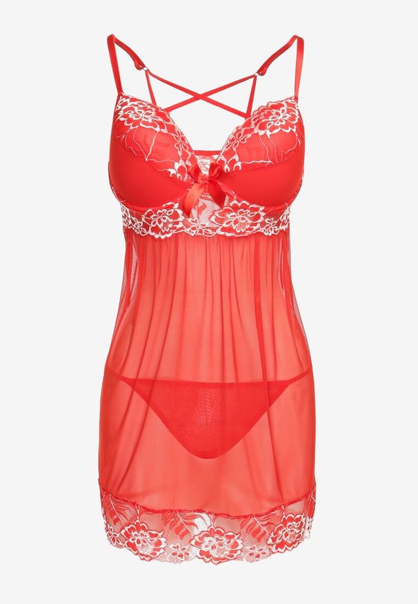 Renee - Czerwona Koszula Nocna z Ozdobną Koronką i Stringami Ruscus. Kolor: czerwony. Materiał: koronka. Wzór: koronka