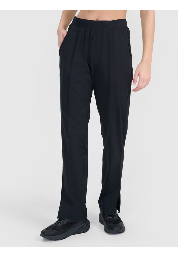 4f - 4F Spodnie treningowe szybkoschnące damskie - czarne S. Kolor: czarny. Materiał: tkanina, dzianina, włókno, syntetyk, materiał. Wzór: ze splotem. Sport: fitness