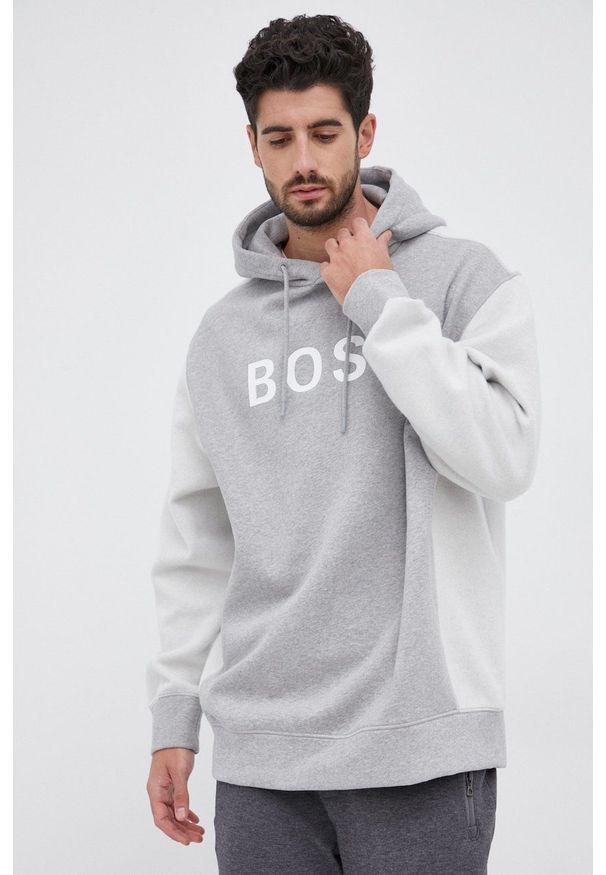 BOSS - Boss Bluza męska kolor szary z kapturem z nadrukiem. Typ kołnierza: kaptur. Kolor: szary. Materiał: poliester. Wzór: nadruk
