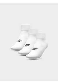 4f - 4F Skarpetki casual za kostkę (3-pack) męskie - białe 39-42. Kolor: biały. Materiał: bawełna, włókno, materiał, poliamid